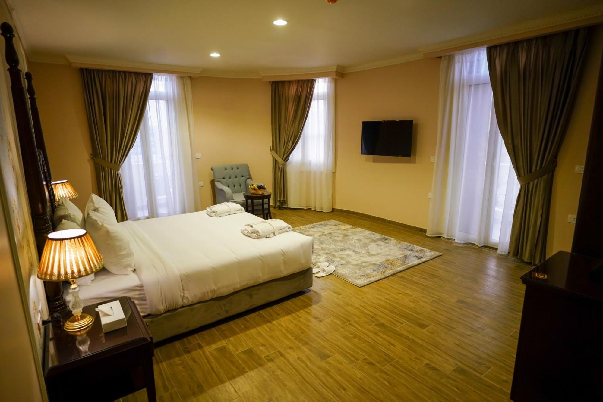 Savoy Hotel Elminya Habitación foto